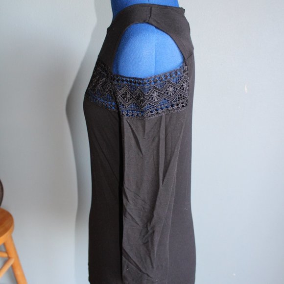 YYIGAL Women's Black Cold Shoulder Long Sleeve Blouse ~S~ - Picture 4 of 7